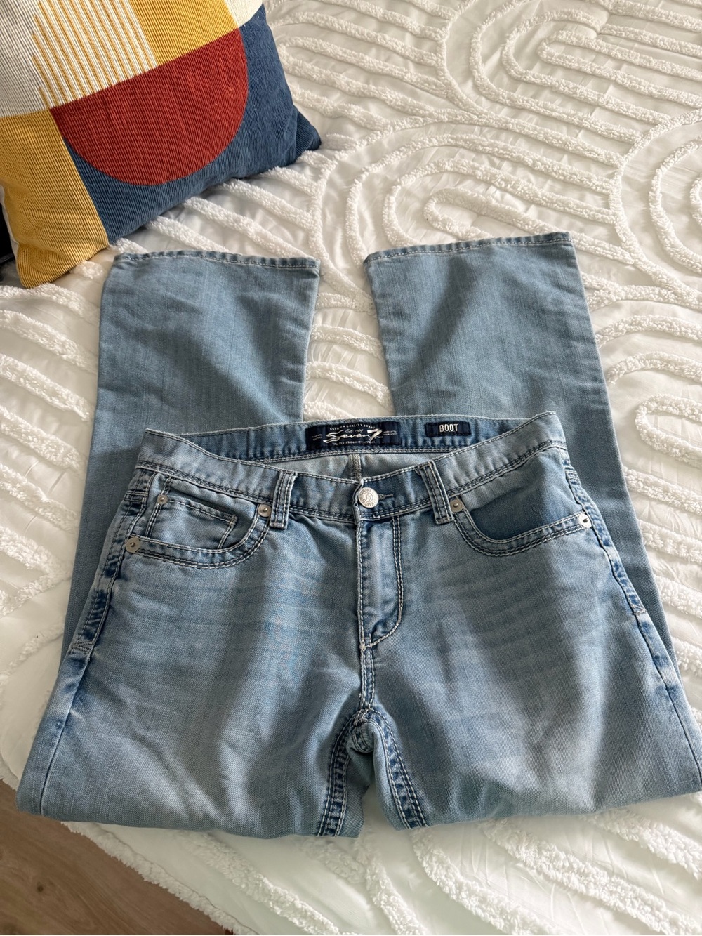 Seven7 Bootcut Jeans - Picture 2 of 8